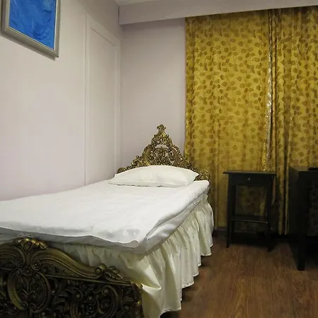 Mango Hotel
